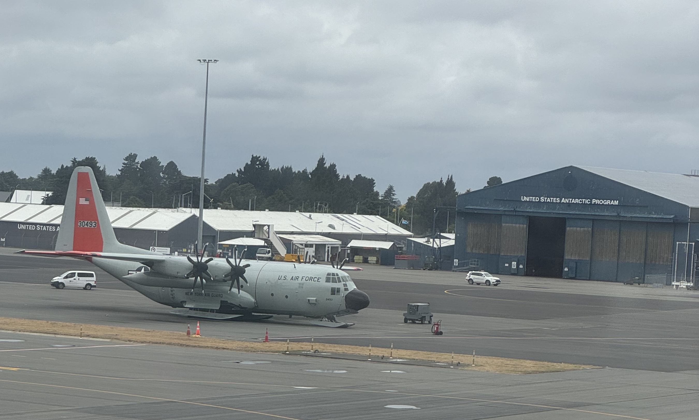 c-130-2.jpg